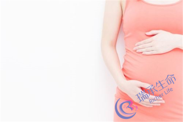 输卵管堵塞能做试管婴儿吗  试管婴儿通过输卵管吗